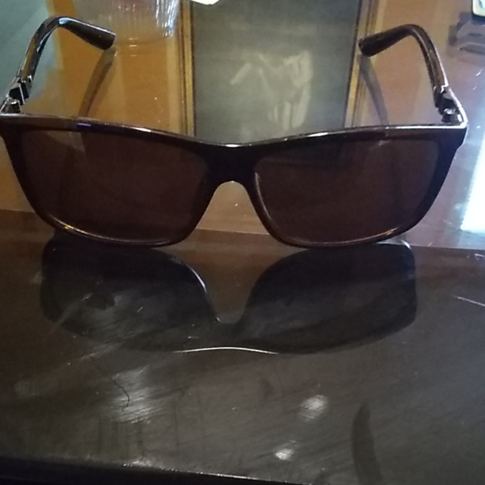COPY - Gucci sun glasses